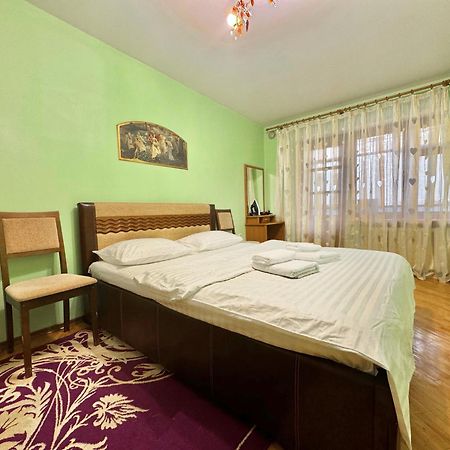 Apartpoltava Затишна 3-Кімнатна Квартира В Центрі Міста, Каштанова Алея, Звітна Документація, Чек Luaran gambar