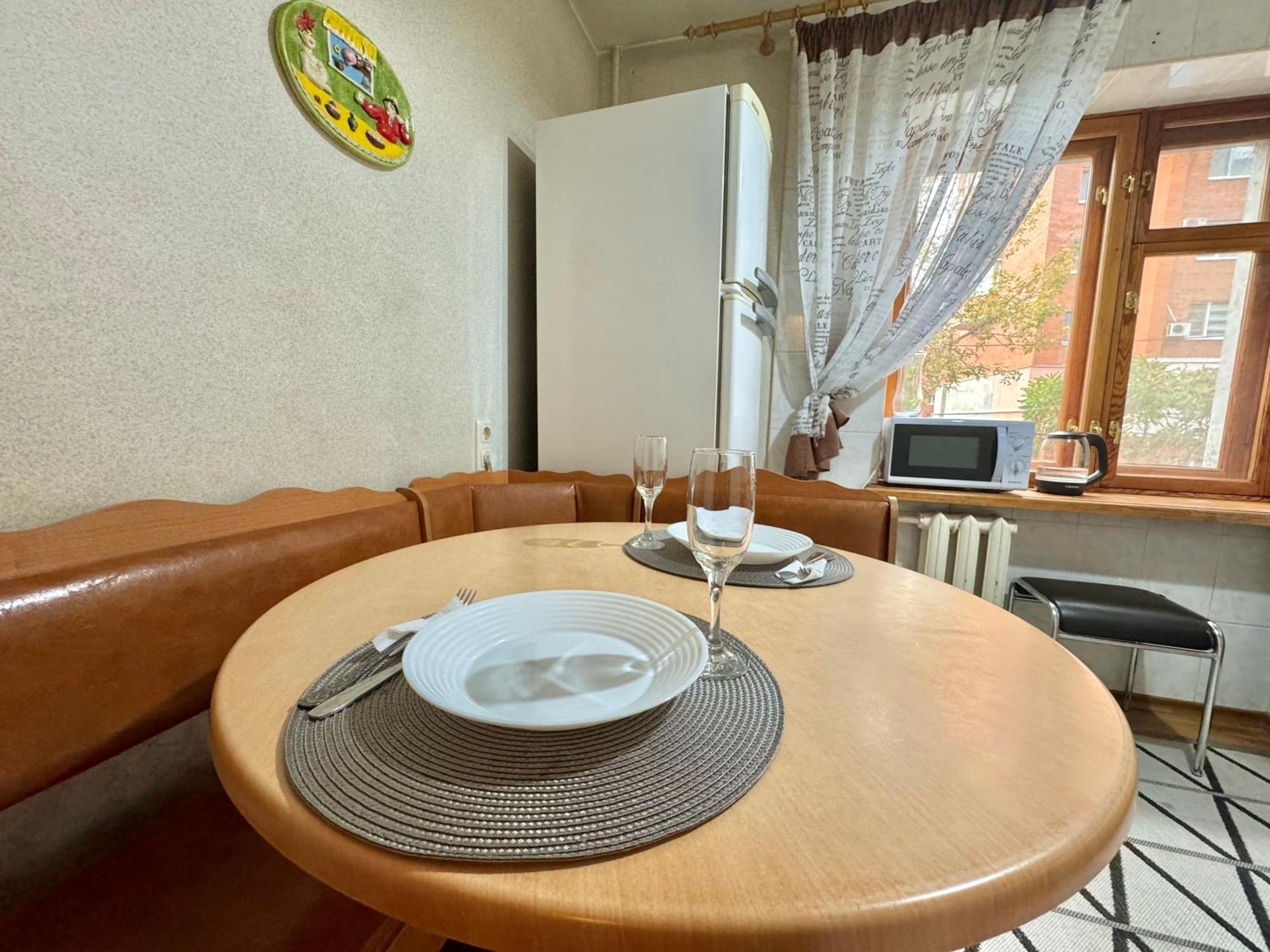 Apartpoltava Затишна 3-Кімнатна Квартира В Центрі Міста, Каштанова Алея, Звітна Документація, Чек Luaran gambar